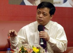 南存輝：轉(zhuǎn)型升級要主動擁抱互聯(lián)網(wǎng)思維