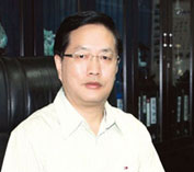 陸地方舟CEO劉礎(chǔ)瑞：電動(dòng)汽車(chē)發(fā)展應(yīng)“寬準(zhǔn)入 嚴(yán)標(biāo)準(zhǔn)”