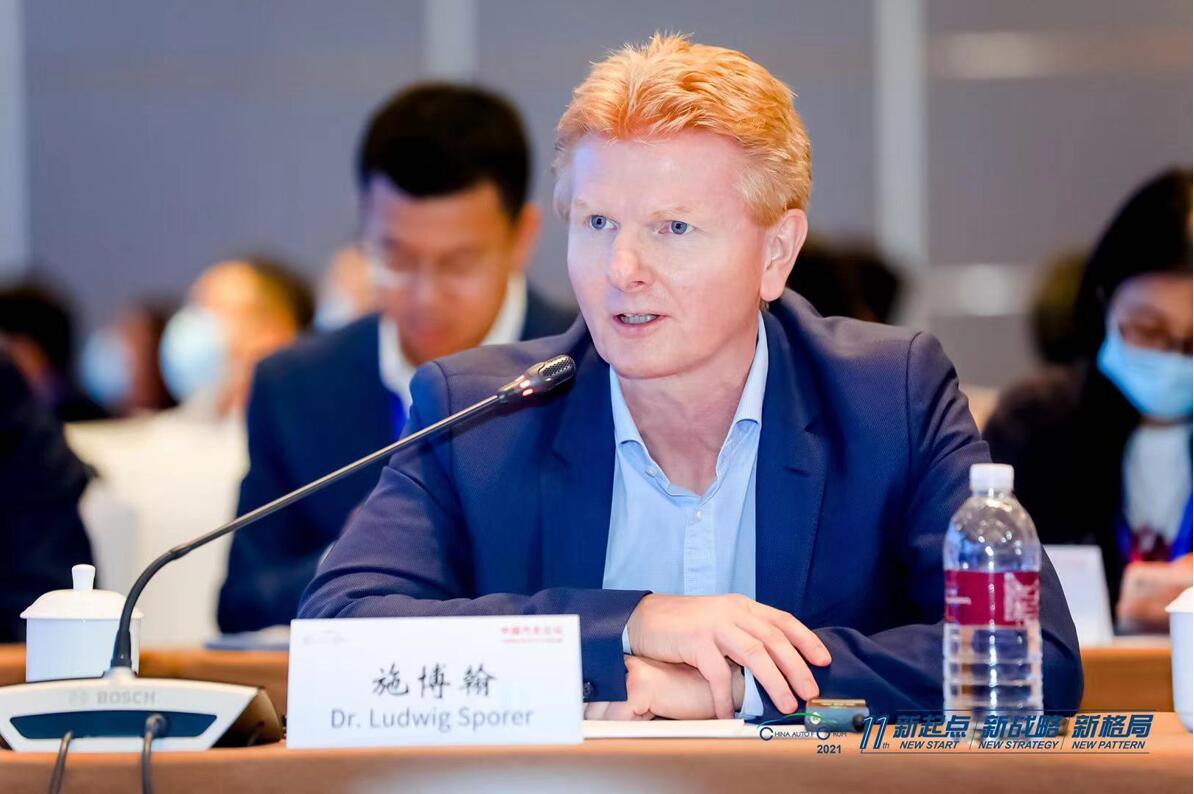 寶馬汽車施博翰：立足新能源汽車 踐行可持續(xù)減排目標(biāo)