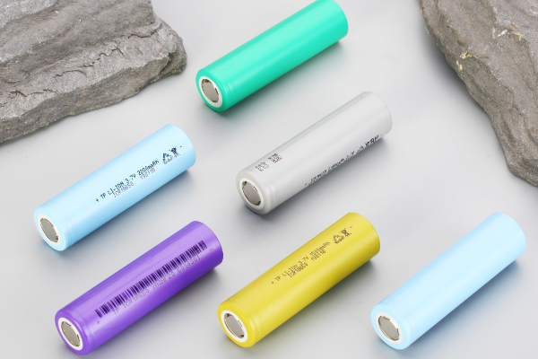 蔚藍鋰芯鋰電池業務上半年營收17.18億 江蘇天鵬凈利約2.47億