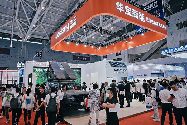 華寶新能旗下Jackery電小二太陽能板全系獲IEC國際權威認證