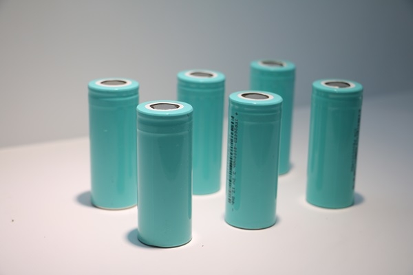 屢生變故！10家上市公司跨界新能源遇阻原因探析