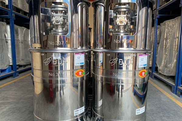 【電解液周報】這一六氟磷酸鋰生產商終止上交所主板IPO！八億時空子公司年產10萬噸電解液項目迎新動態