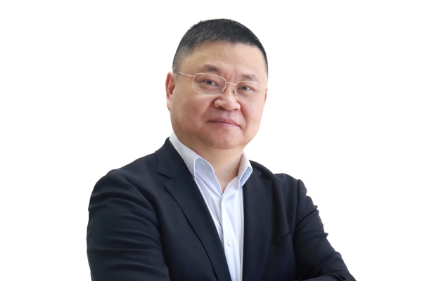 易事特何思模：祝大家新年快樂，萬事順意！