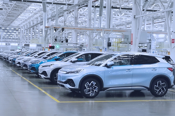 人民日報:中國新能源產(chǎn)業(yè)發(fā)展是全球性貢獻和機遇