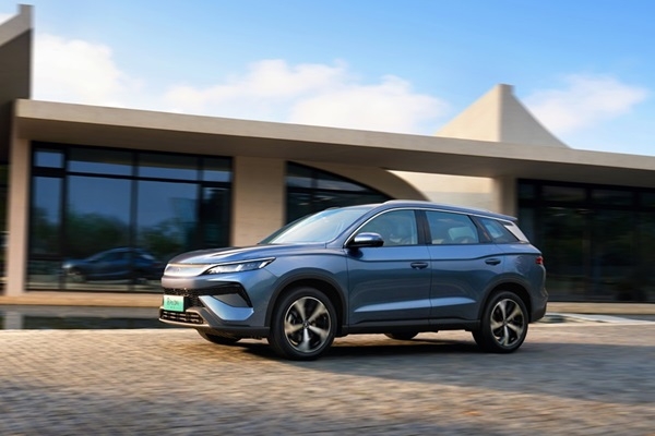 A級SUV油耗最低！第二代宋Pro DM-i上市 11.28萬元起