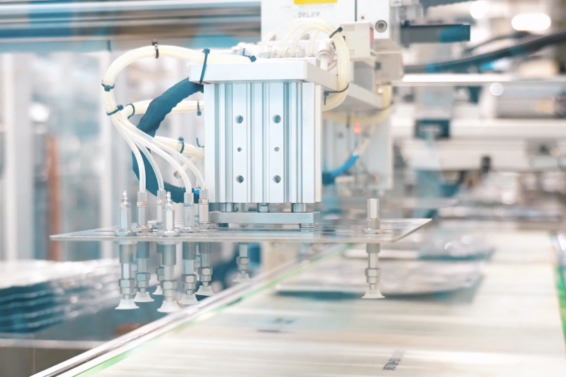 純鋰新能源全固態(tài)電池量產(chǎn)下線 已牽手多家央國(guó)企及兩輪車企