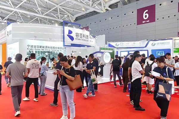 硬核科技實力秀 容百科技攜創(chuàng)新產(chǎn)品矩陣亮相CIBF 2025