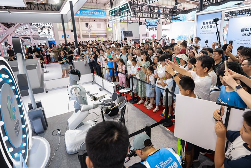 華熙生物/蔚來資本/聯(lián)想創(chuàng)投等押注!具身智能賽道新玩家不斷