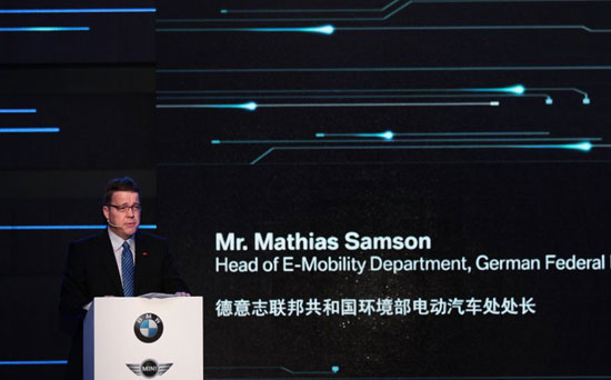 德意志聯邦共和國環境部電動汽車處處長Mr. Mathias Samson致辭