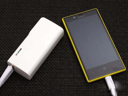 移動電源自燃爆炸?看移動電源里的那些貓膩 移動電源自燃爆炸?看移動電源里的那些貓膩