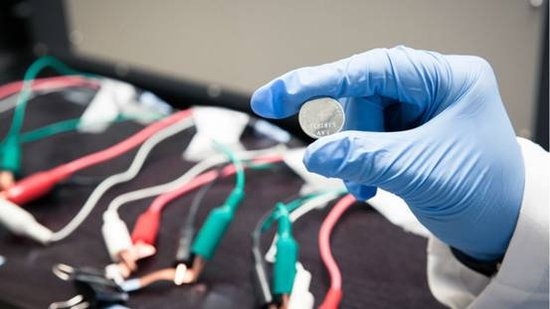 斯坦福/清華大學研發出可以自愈的電池