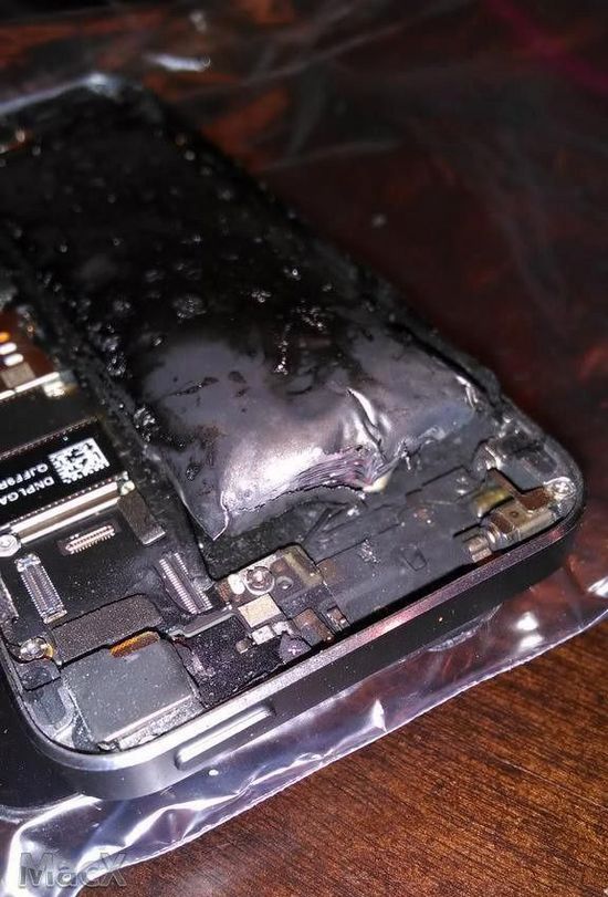 蘋果：iPhone5s電池冒煙爆炸是誰惹得禍？