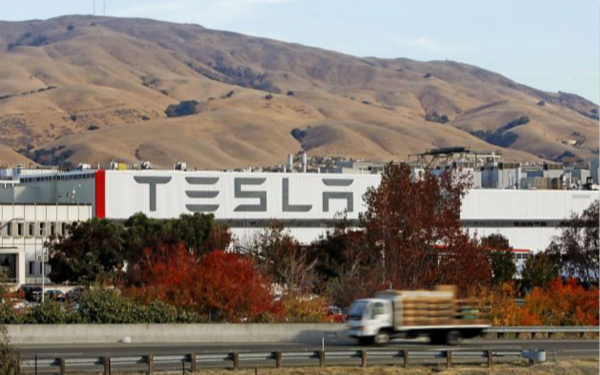 揭秘 Tesla 工廠鮮為人知的三件事:文化、空間、機器人 揭秘 Tesla 工廠鮮為人知的三件事:文化、空間、機器人