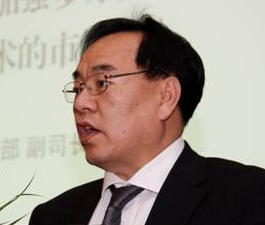 鋰電“達沃斯”學術委員會主席其魯:我們需要反思