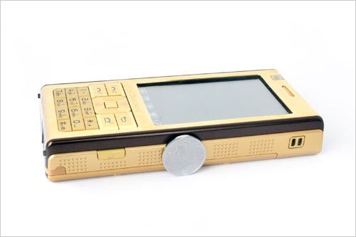 6000毫安時電池容量？來看看手機(jī)電池的進(jìn)化論