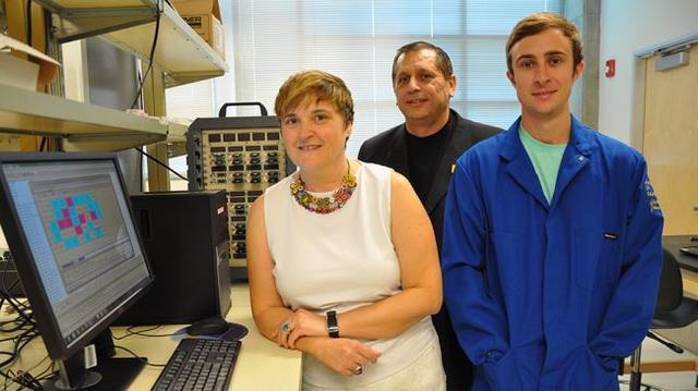 智能手機(jī)電池的未來：更輕更小充電速度更快