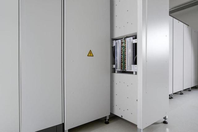 奔馳宣布推家用電池產品 挑戰特斯拉