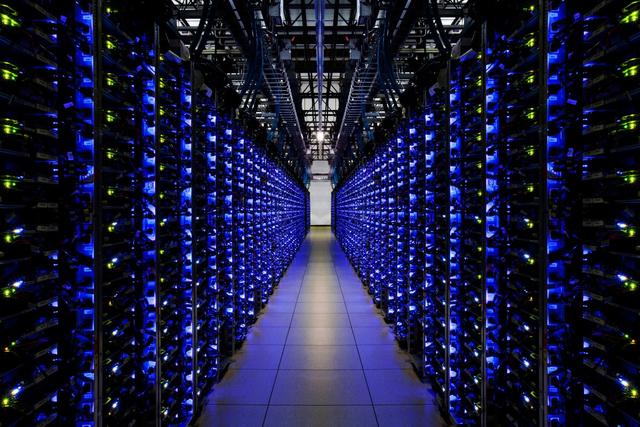 智能平臺大戰:蘋果PK谷歌 智能平臺大戰:蘋果PK谷歌