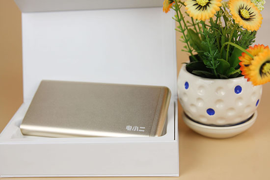 用了又用iPhone專用充電寶 電小二鋒6新品評測 用了又用iPhone專用充電寶 電小二鋒6新品評測