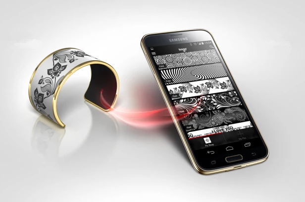 不用充電的智能手環(huán) 真的只是個(gè)擺設(shè)? 不用充電的智能手環(huán) 真的只是個(gè)擺設(shè)?