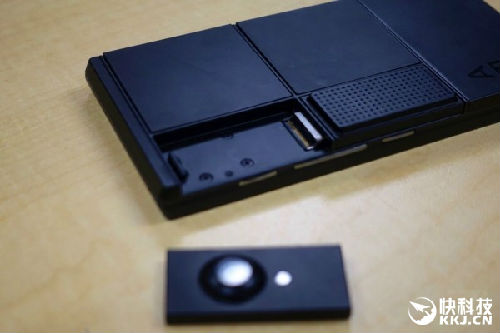 谷歌模塊化手機(jī)Project Ara真機(jī)上手:模組支持熱插拔