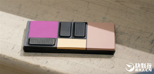 谷歌模塊化手機(jī)Project Ara真機(jī)上手:模組支持熱插拔