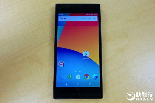 谷歌模塊化手機(jī)Project Ara真機(jī)上手:模組支持熱插拔