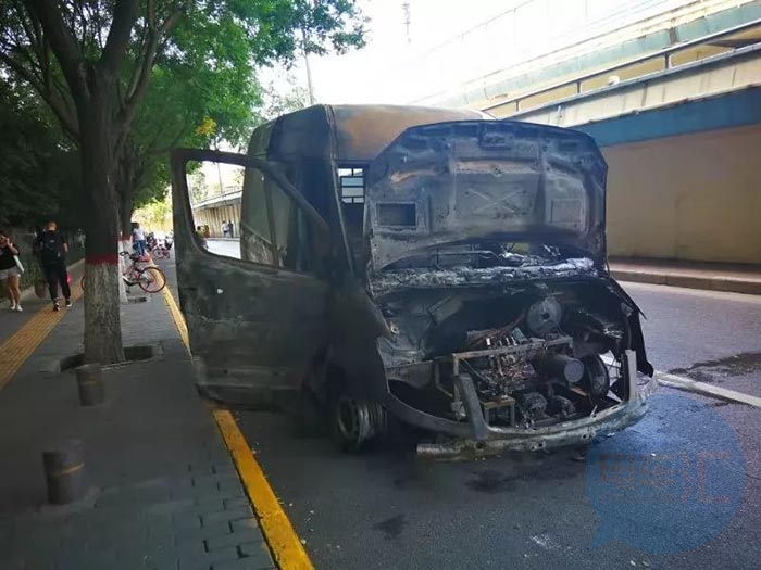西安一周連續兩起電動汽車自燃事件