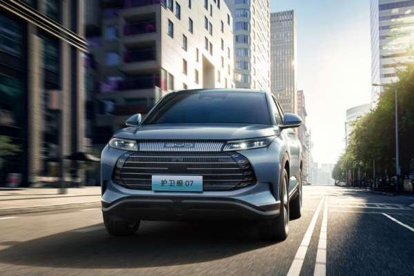 通勤可純電,遠行亦從容!比亞迪又一智能超混SUV車型上市!