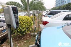 2022年全球新能源汽車銷量達1082.4萬輛 中國市場占比突破6成