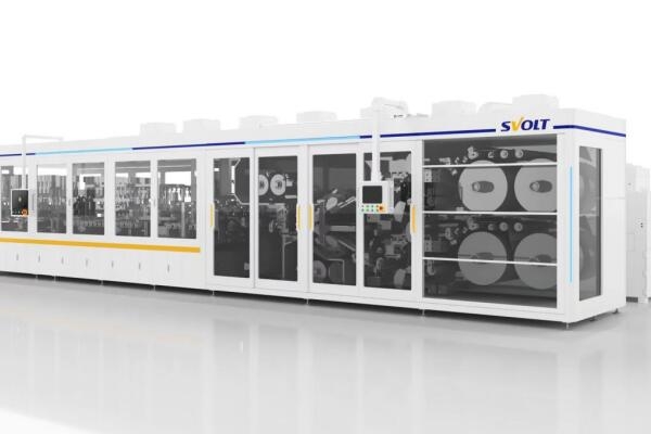 動(dòng)力電池“疊時(shí)代”大勢所趨 蜂巢能源創(chuàng)新工藝助推制造降本