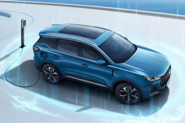 注冊資本40億!奇瑞投資設(shè)立新能源汽車和智能網(wǎng)聯(lián)汽車私募公司