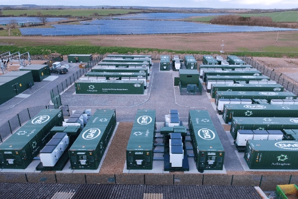 董揚:儲能電池應該有更高的性能質量要求