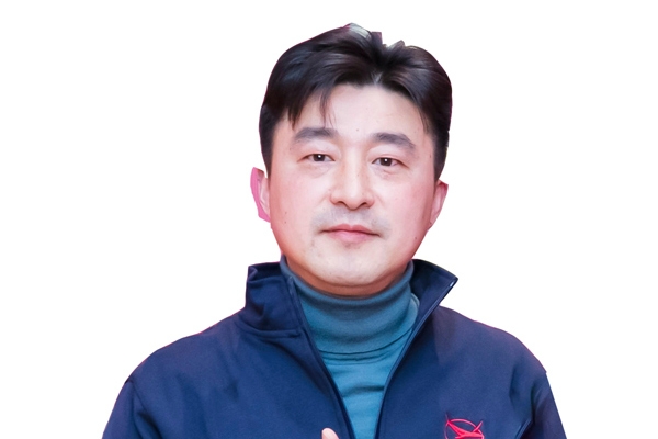 品鷺新材陸華光:愿各位如龍騰飛,事業(yè)步步高升!