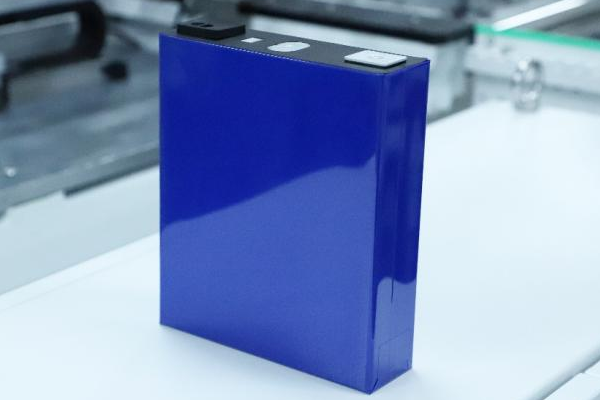 含磷酸鐵鋰儲能系統！500MW/1GWh儲能項目EPC中標候選人公示