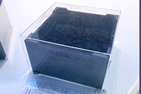 積極備戰“金九銀十”！磷酸鐵鋰如何才能突出重圍？