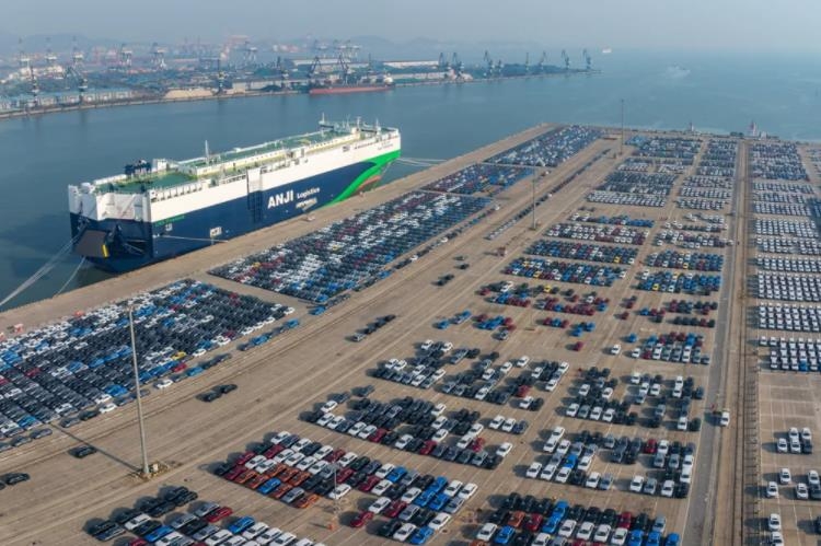 習主席新年賀詞再次提及新能源汽車，傳遞什么信息？