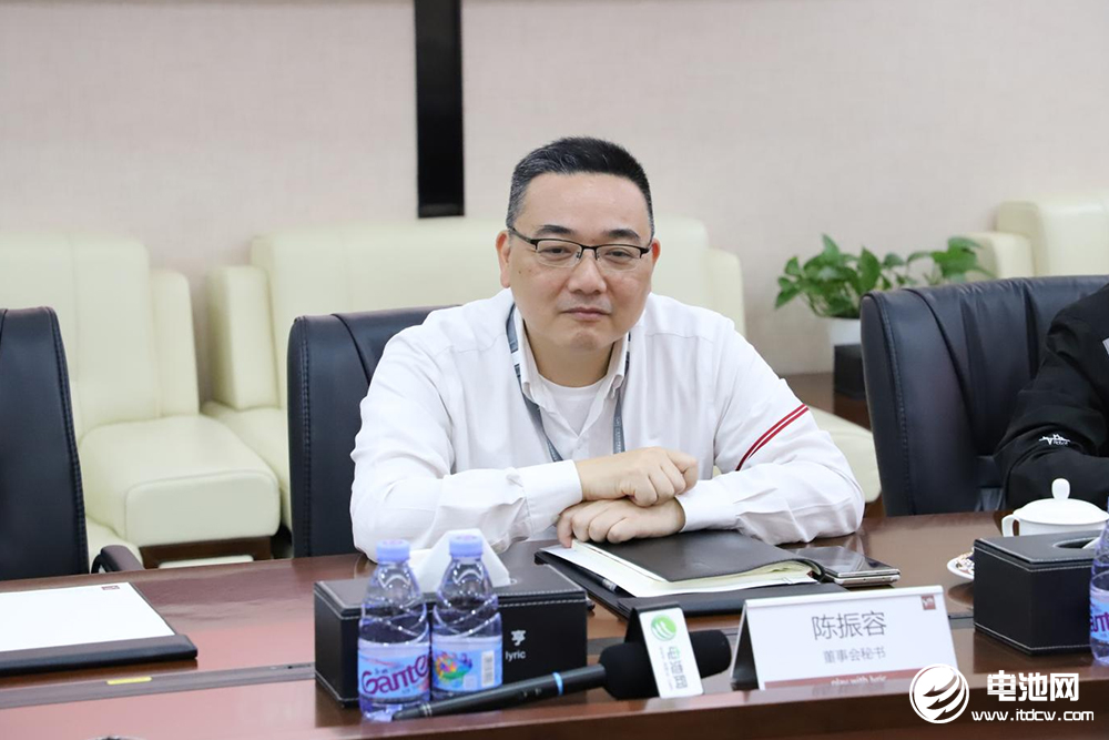 中國電池新能源產業鏈調研采訪團(廣東站)一行到訪利元亨 中國電池新能源產業鏈調研采訪團(廣東站)一行到訪利元亨