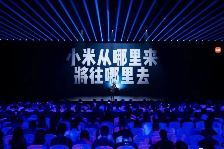 YU7正式發(fā)布!雷軍:未來五年小米預(yù)計(jì)再投入2000億研發(fā)費(fèi)用