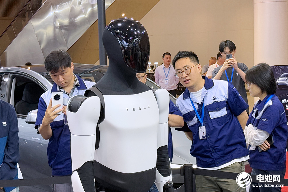 特斯拉人形機器人