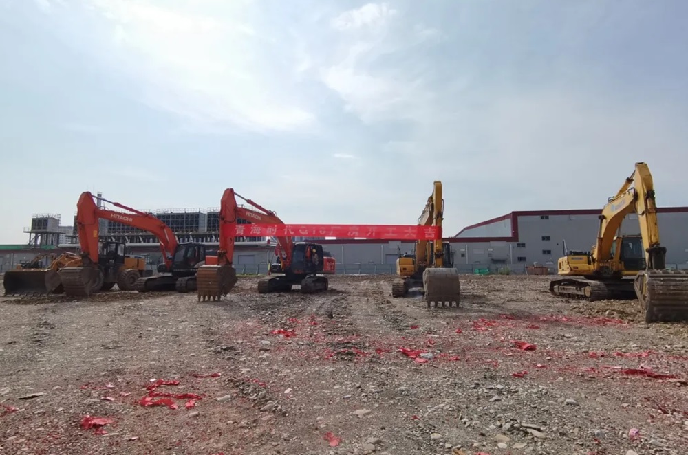 青海時代極片項目 青海時代極片項目