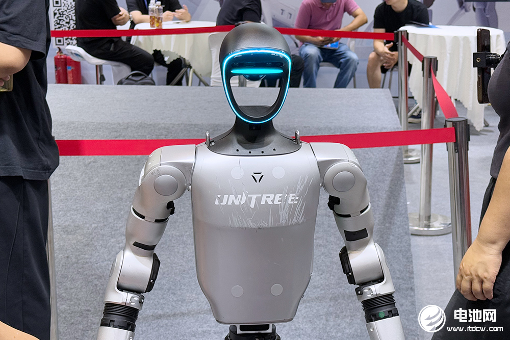 人形機器人 人形機器人