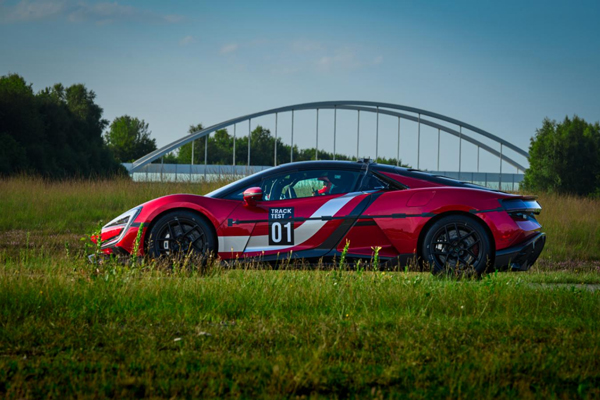 472.41km/h！仰望U9賽道版問鼎全球電車極速紀錄