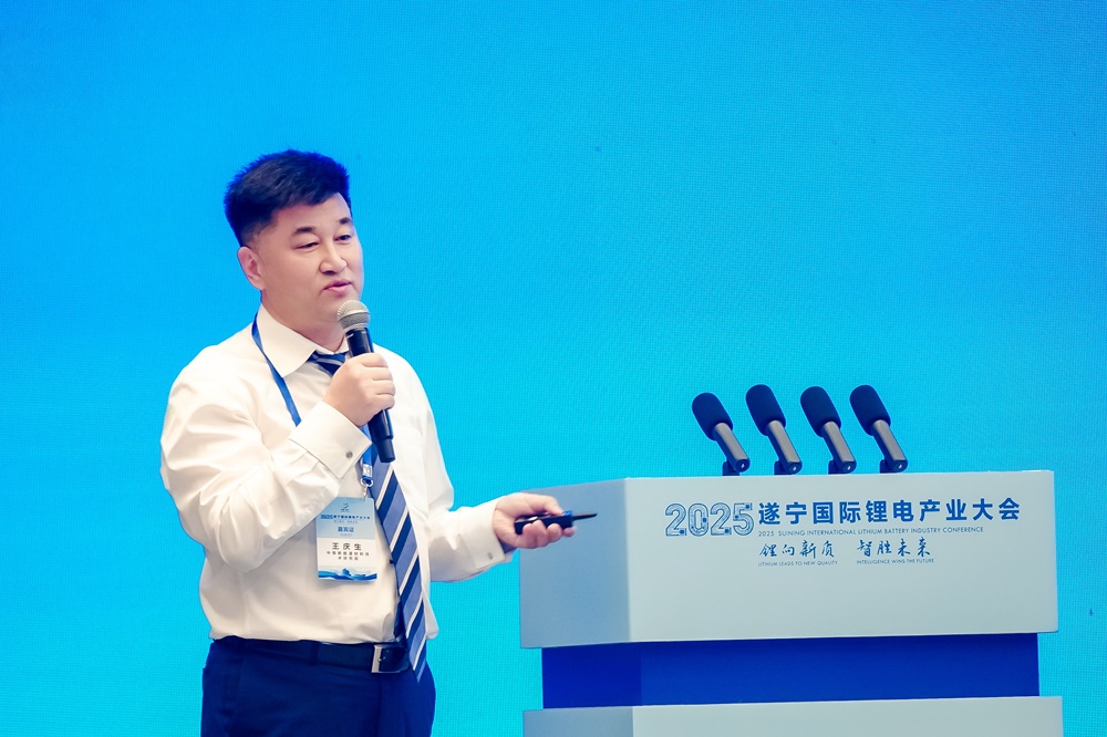 俄羅斯-圣理工大學教授/中俄新能源材料技術研究院院長王慶生 俄羅斯-圣理工大學教授/中俄新能源材料技術研究院院長王慶生