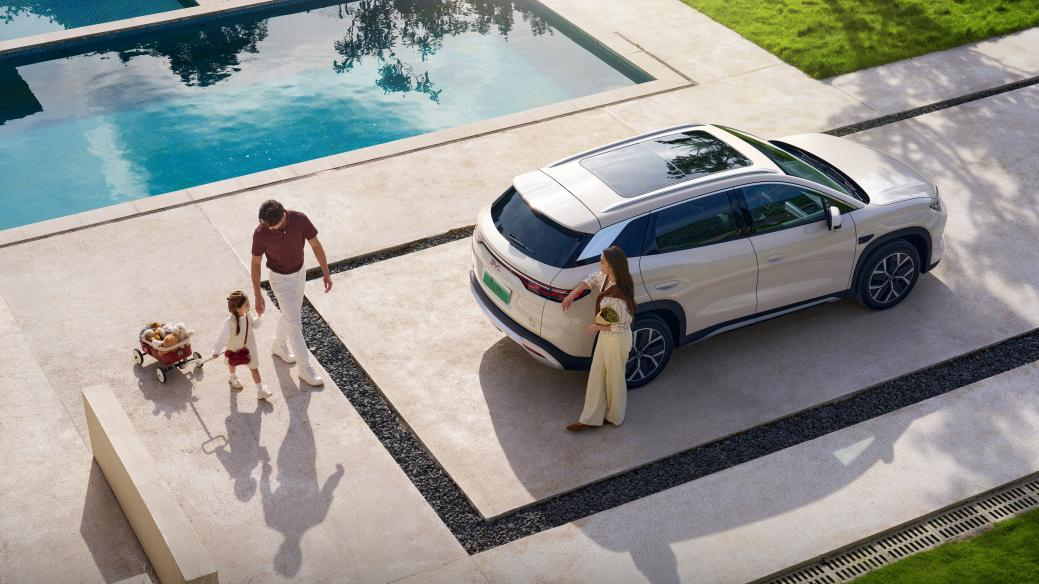 9.98萬起，2026款宋L DM-i上市，純電續航200km，標配云輦C！