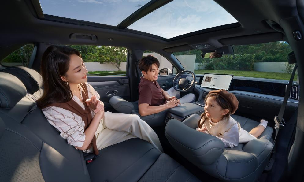 9.98萬起，2026款宋L DM-i上市，純電續航200km，標配云輦C！