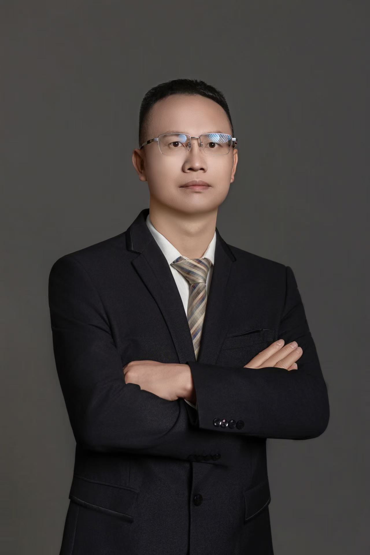 深圳市比克動(dòng)力電池有限公司固態(tài)電池技術(shù)總工程師占孝云 深圳市比克動(dòng)力電池有限公司固態(tài)電池技術(shù)總工程師占孝云