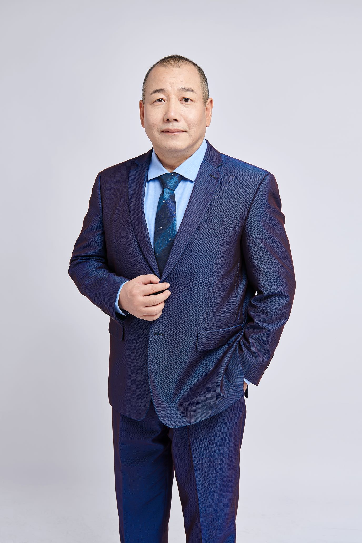 深圳市豪鵬科技股份有限公司董事長潘黨育 深圳市豪鵬科技股份有限公司董事長潘黨育