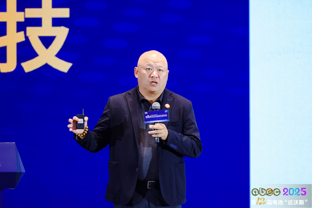 中國汽車芯片產(chǎn)業(yè)創(chuàng)新戰(zhàn)略聯(lián)盟秘書長原誠寅